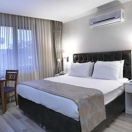 Monarch Hotel Istanbul Exterior photo